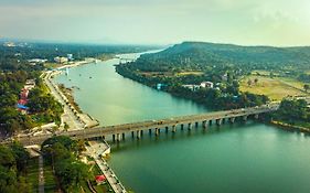 Vits Kamats Resort, Silvassa